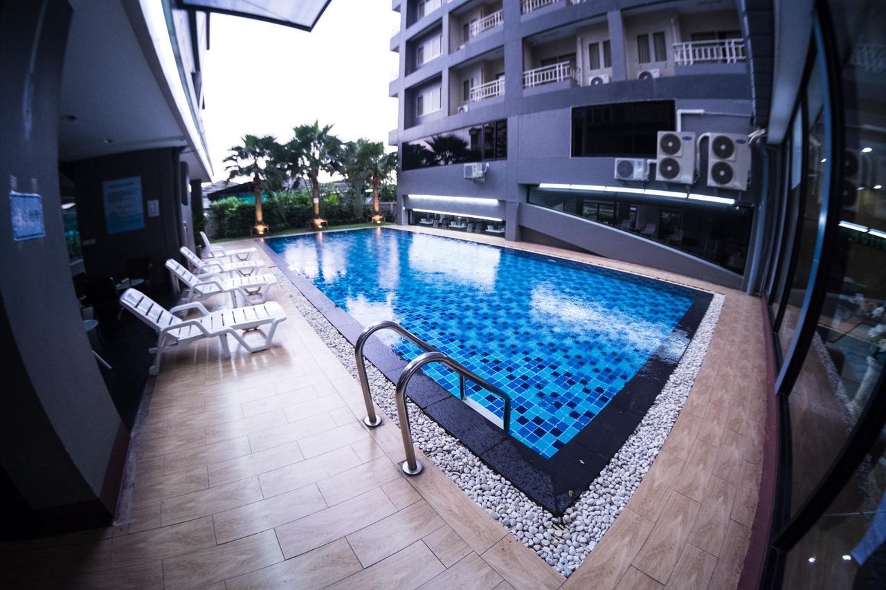 Apple Holiday Bangkok Exterior foto